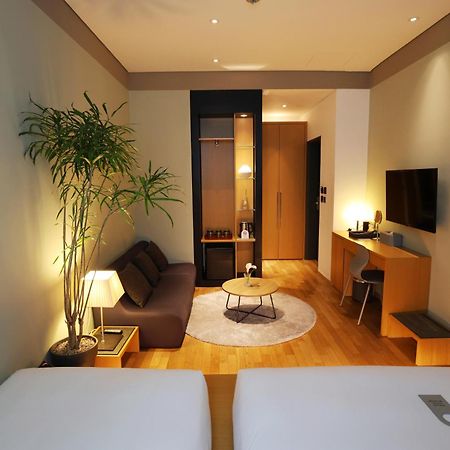 Seoul Hotel Shinshin Myeongdong Ngoại thất bức ảnh
