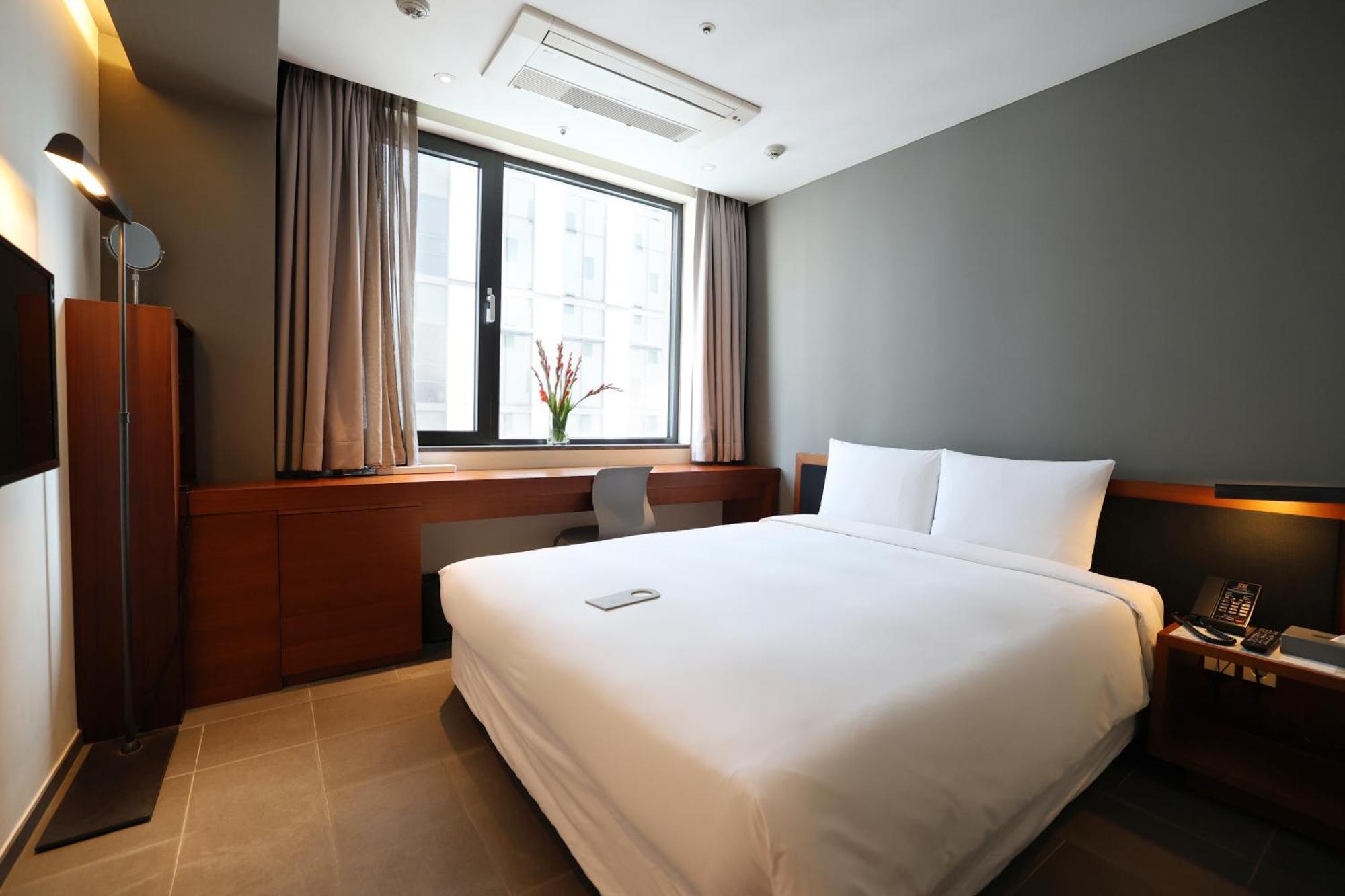 Seoul Hotel Shinshin Myeongdong Ngoại thất bức ảnh