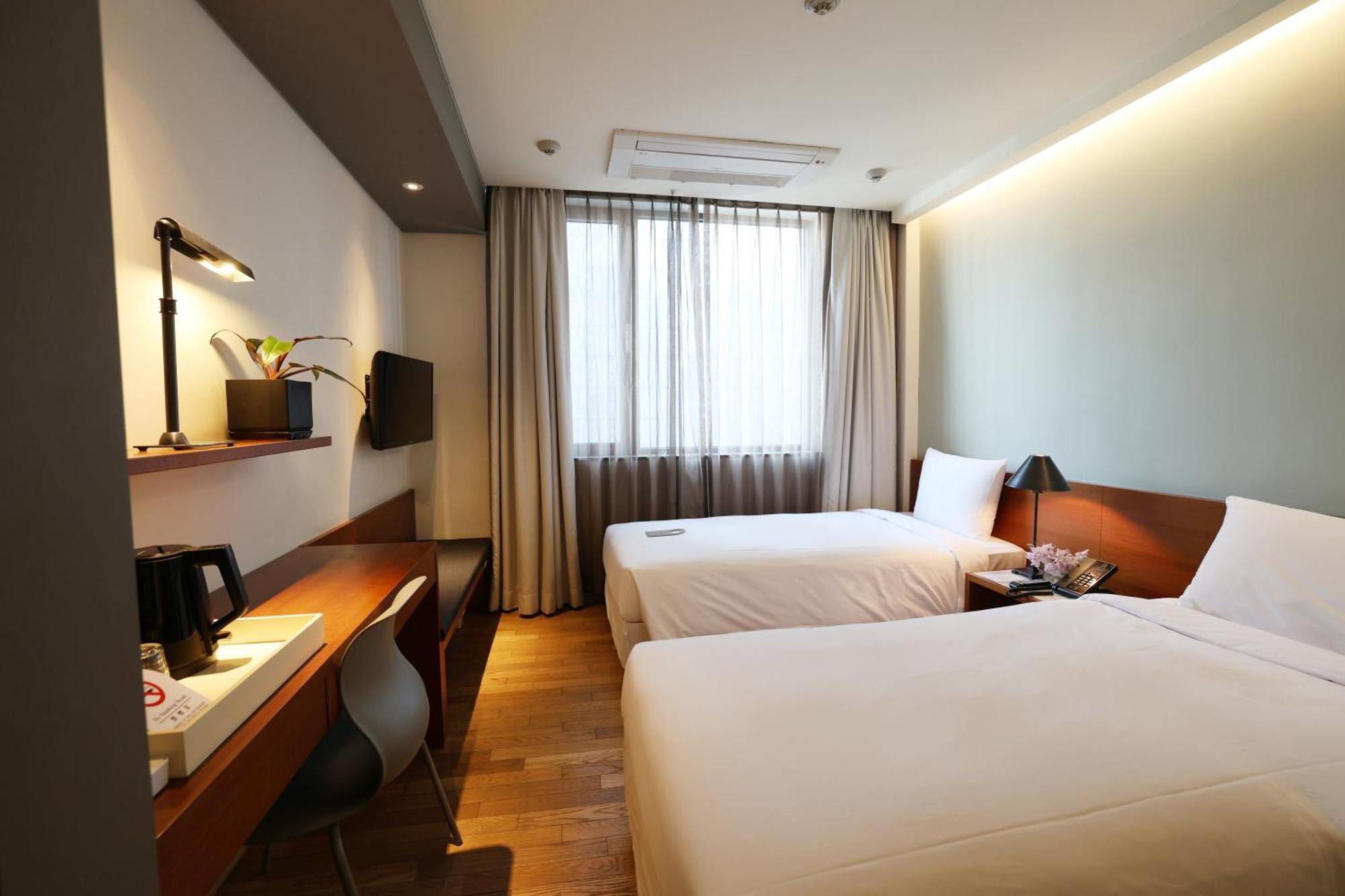 Seoul Hotel Shinshin Myeongdong Ngoại thất bức ảnh