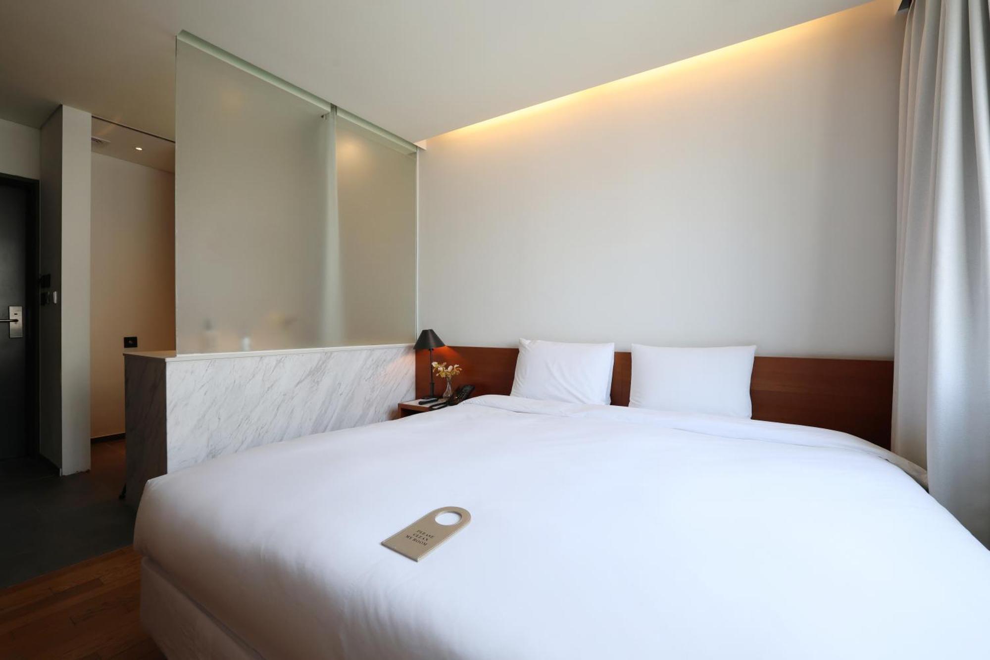 Seoul Hotel Shinshin Myeongdong Ngoại thất bức ảnh