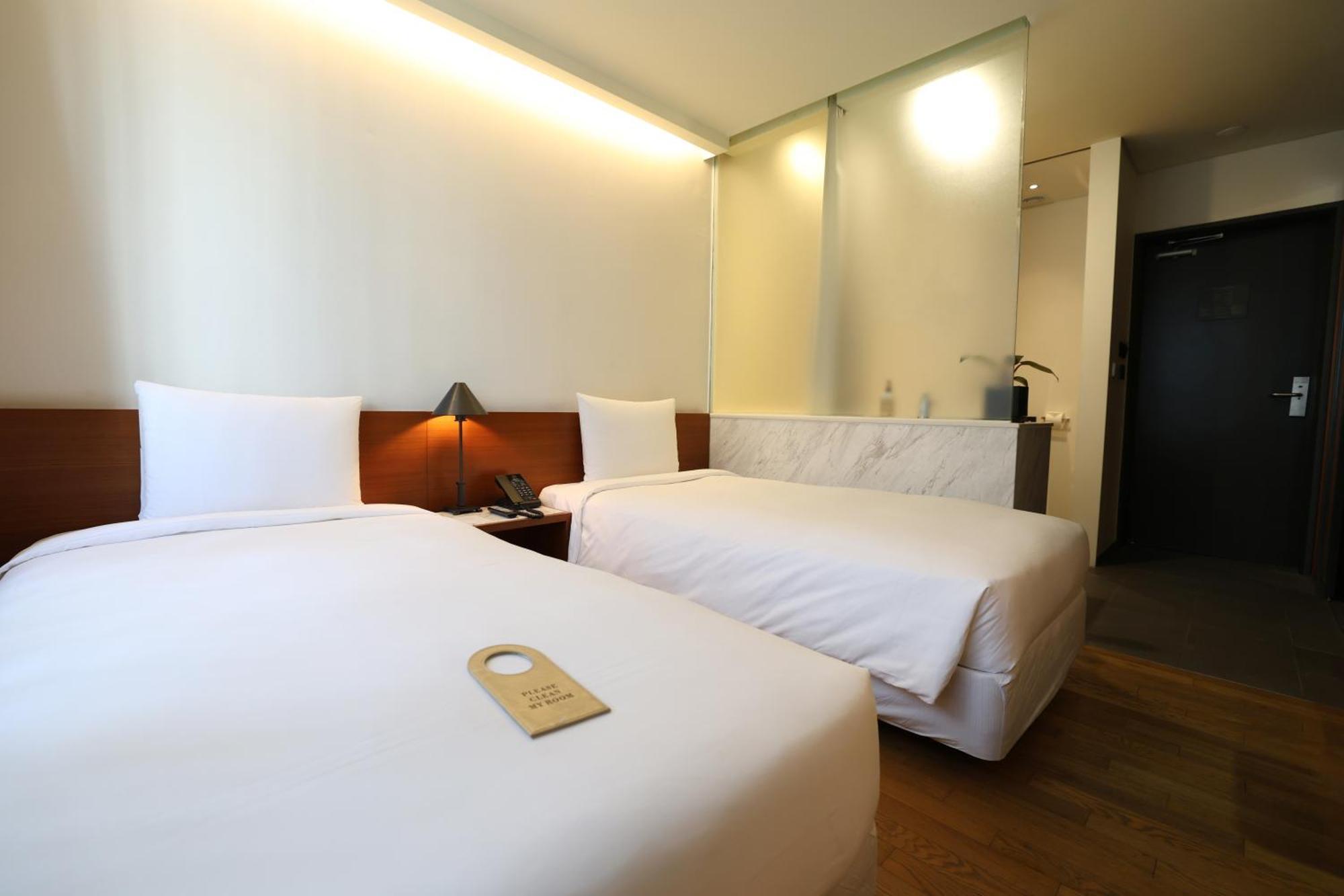 Seoul Hotel Shinshin Myeongdong Ngoại thất bức ảnh