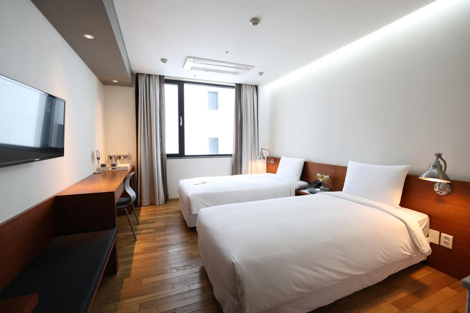 Seoul Hotel Shinshin Myeongdong Ngoại thất bức ảnh